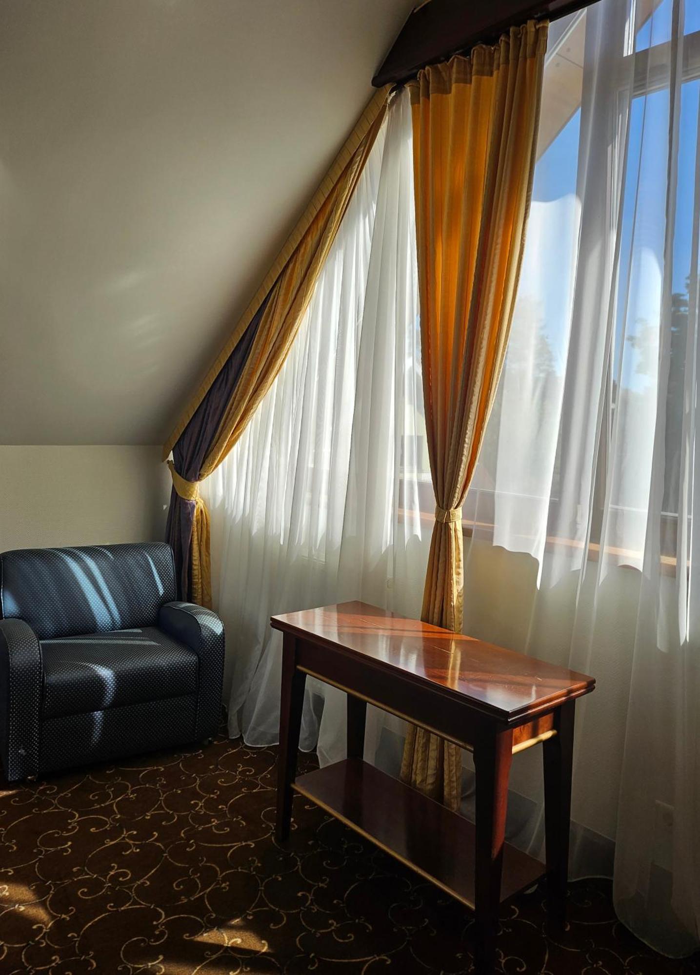Guest House & Villa Astoma 帕兰加 外观 照片