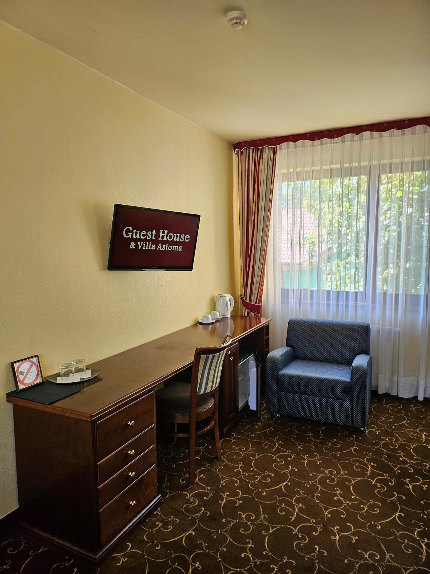 Guest House & Villa Astoma 帕兰加 外观 照片